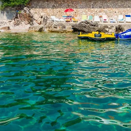 Appartement Ra Ica - Basic Molunat